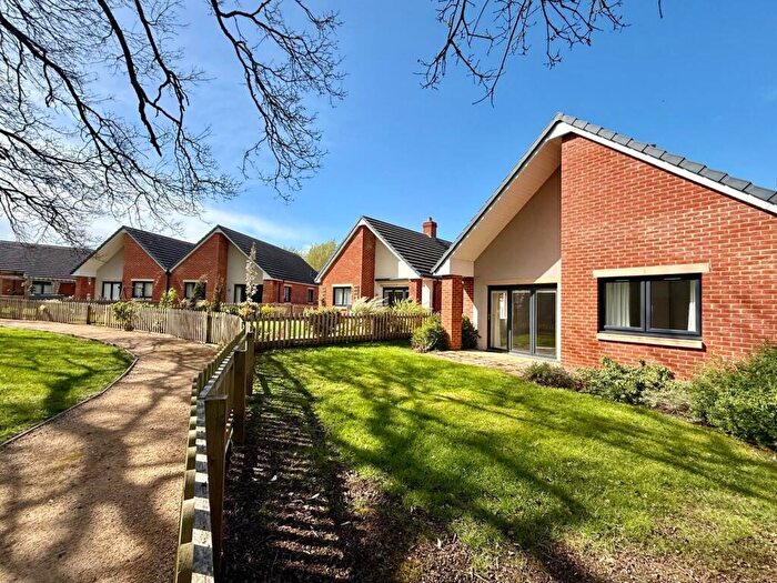 2 Bedroom Semi-Detached Bungalow For Sale In Barnes Road, Kingsdown, Stratton, SN3