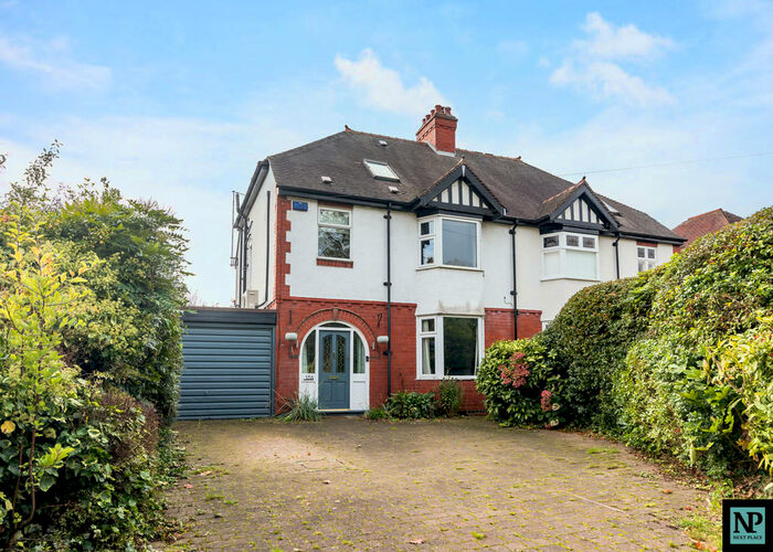 4 Bedroom Semi-Detached House To Rent In Gillway Lane, Tamworth, B79