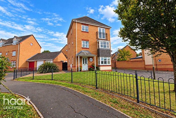 5 Bedroom Detached House For Sale In Guestwick Green, Leicester, LE5