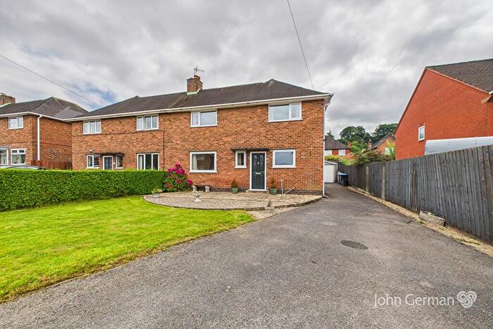 3 Bedroom Semi-Detached House For Sale In Walton Crescent, Ashbourne, DE6