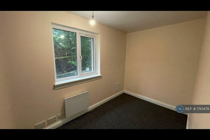1 Bedroom Flat To Rent In Jerviston Court, Motherwell, ML1