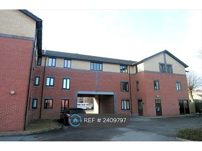 1 Bedroom Flat To Rent In Palmerston Court, Northampton, NN1