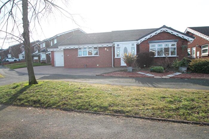 3 Bedroom Detached Bungalow For Sale In Druids Avenue, Rowley Regis, B65