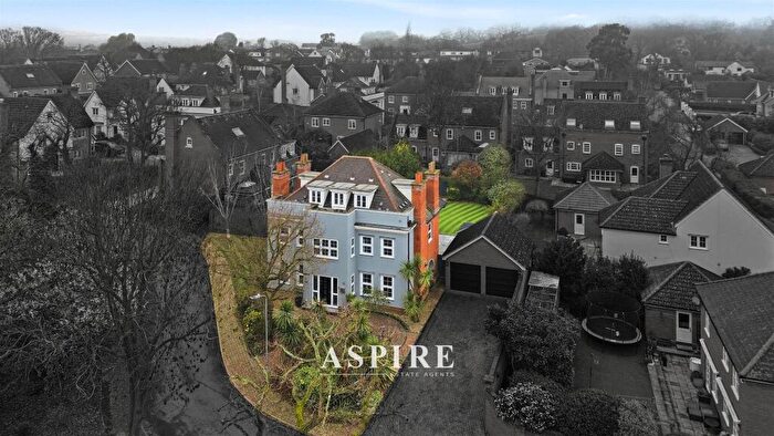 5 Bedroom Detached House For Sale In Video Presentation Inside - Wood Lane, Hockley, SS5