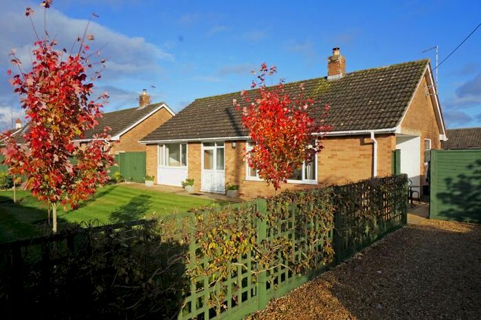 2 Bedroom Detached Bungalow For Sale In Creech Heathfield, Taunton, TA3
