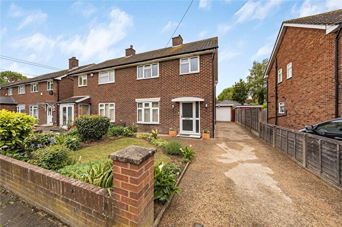 3 Bedroom Semi Detached House For Sale In Keats Way, Middlesex, UB7