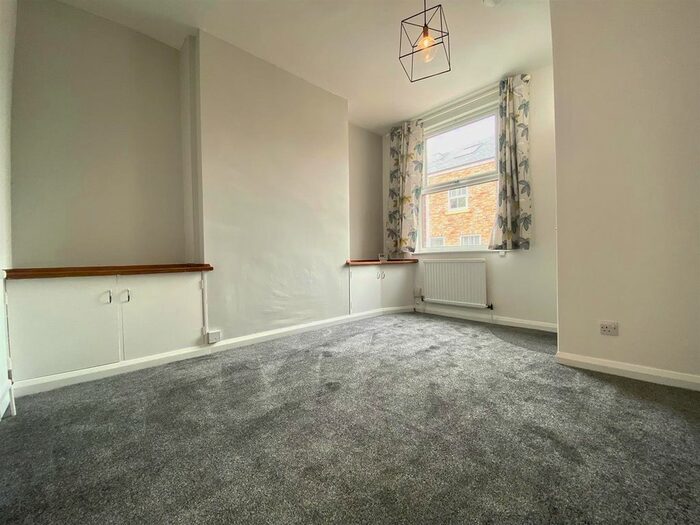 2 Bedroom Terraced House To Rent In Hanover Street East, York, YO26