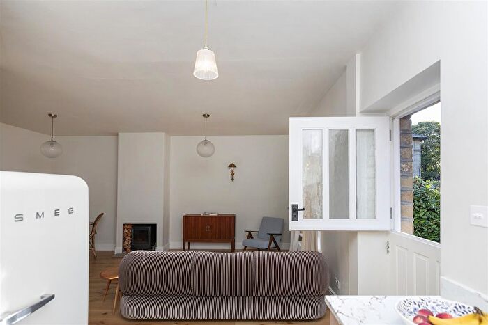 2 Bedroom Semi-Detached Bungalow For Sale In Buckden Road, Edgerton, Huddersfield, HD3