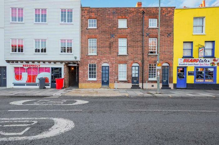 3 Bedroom Terraced House To Rent In North Lane, Canterbury, CT2