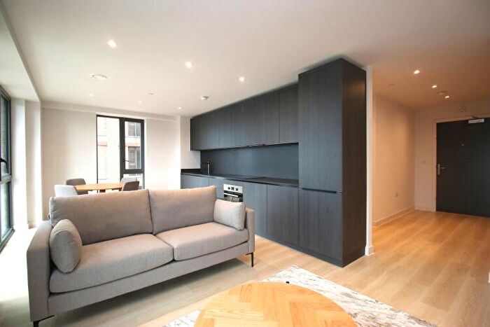 2 Bedroom Apartment To Rent In Waterhouse Gardens Dutton Street, M3