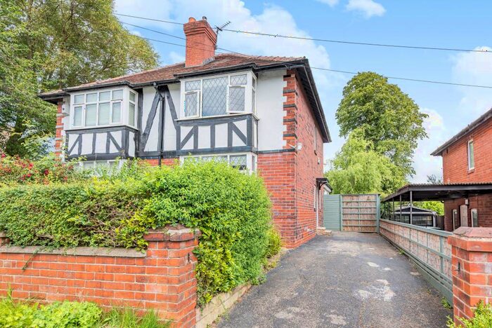 2 Bedroom Semi-Detached House To Rent In Roxholme Grove, Chapel Allerton, Leeds, LS7