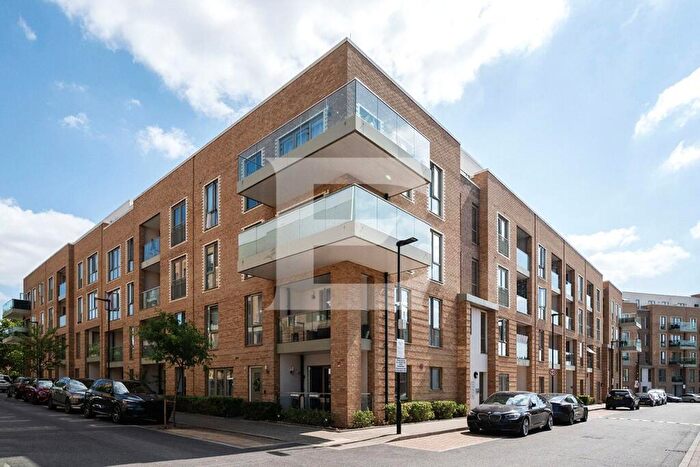 2 Bedroom Apartment For Sale In Coxwell Boulevard, London, NW9