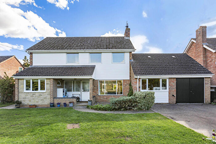 4 Bedroom Detached House For Sale In Tullis Close, Sutton Courtenay, OX14