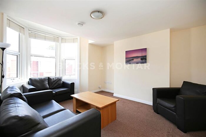 6 Bedroom Maisonette To Rent In Shortridge Terrace, Jesmond, Newcastle Upon Tyne, NE2
