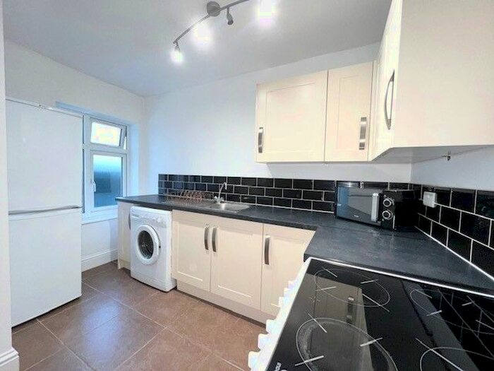 1 Bedroom Flat To Rent In High Street, Barrow Upon Soar, LE12