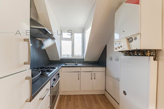 1 Bedroom Apartment To Rent In Golders Green Road, Golders Green, NW11