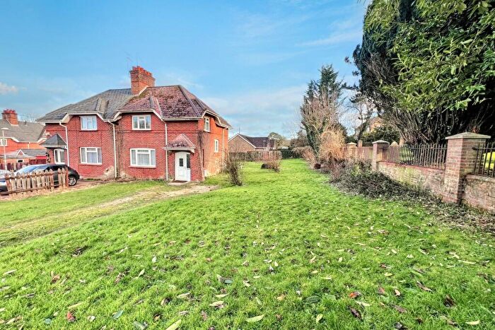 3 Bedroom Semi-Detached House For Sale In Bere Regis, BH20