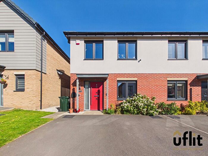 3 Bedroom Semi Detached House For Sale In Oak Dene Way, Waverley, Rotherham, S60