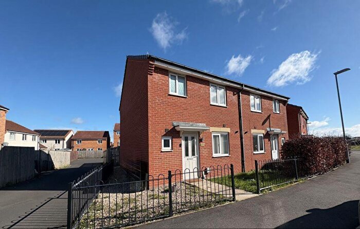 3 Bedroom Semi Detached House For Sale In Font Drive, Blyth, NE24