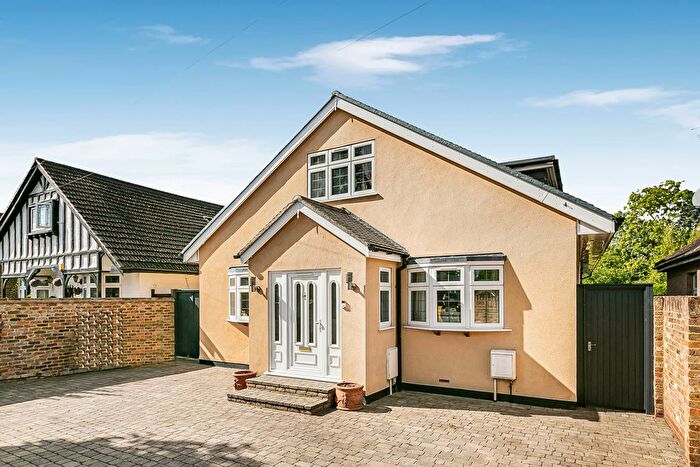 5 Bedroom Detached House For Sale In Staines Road, Staines-Upon-Thames, Surrey, TW18