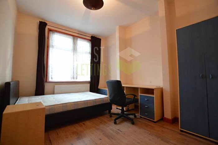 4 Bedroom Terraced House To Rent In Adderley Road, Clarendon Park, LE2