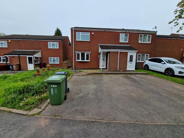 2 Bedroom End Of Terrace House To Rent In Quilter Close, Walsall, WS2