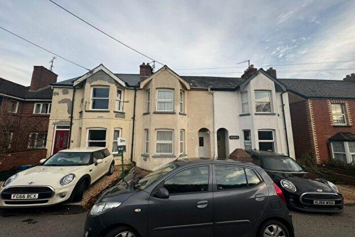 2 Bedroom Property To Rent In Burnt Oak, Sidmouth, EX10