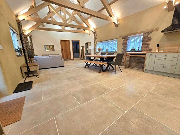 2 Bedroom Barn Conversion For Sale In Bridgerule, Holsworthy, EX22