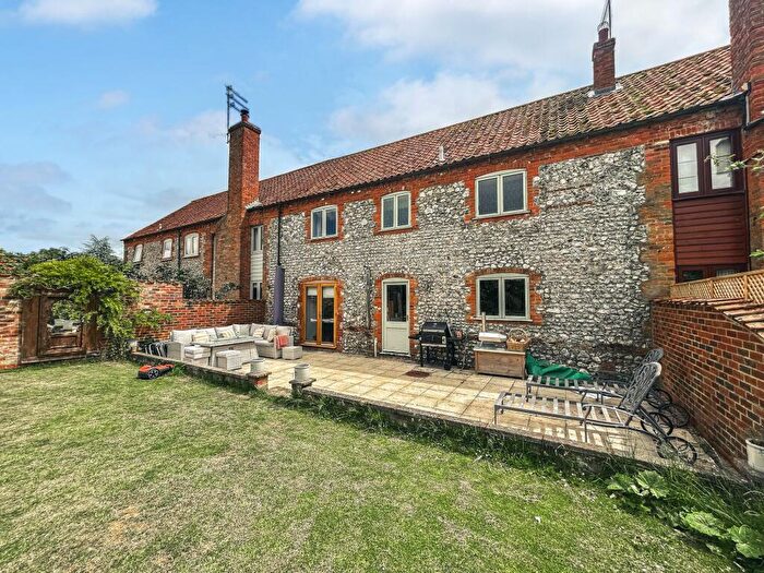 3 Bedroom Barn Conversion For Sale In Harpley, King's Lynn, PE31