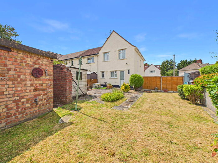 3 Bedroom End Of Terrace House For Sale In Brixham Road, Bedminster, BS3