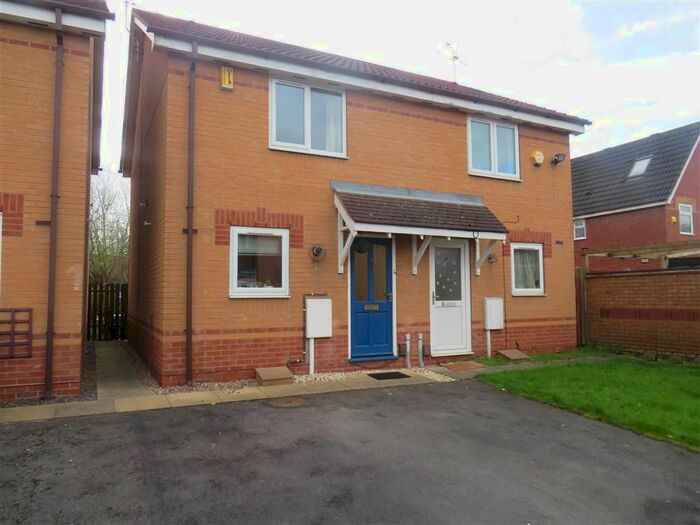 2 Bedroom Semi-Detached House To Rent In Kentish Court, Derby, DE1