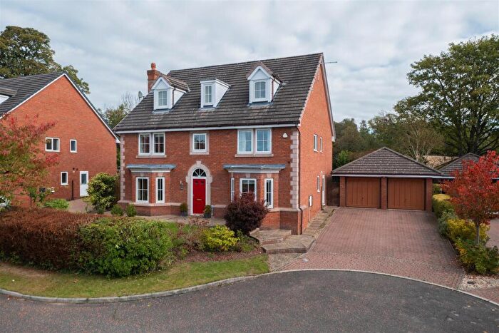 6 Bedroom Detached House For Sale In Heatherways, Tarporley, CW6