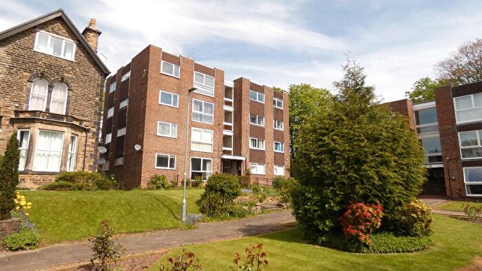 1 Bedroom Flat For Sale In Kingsway Court, Leeds, West Yorkshire, LS17
