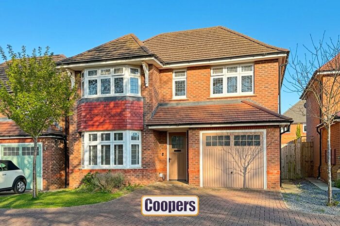 4 Bedroom Detached House For Sale In Cressida Way, Cawston, CV22