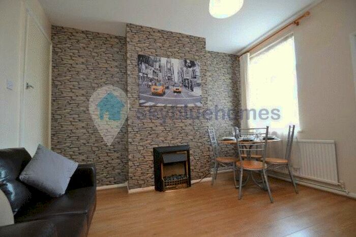 2 Bedroom Terraced House To Rent In Churchill Street, Leicester, LE2