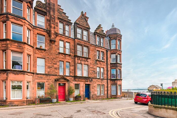 2 Bedroom Flat For Sale In , Straiton Place, Portobello, EH15
