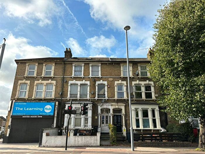 1 Bedroom Flat To Rent In Hoe Street, Walthamstow, E17