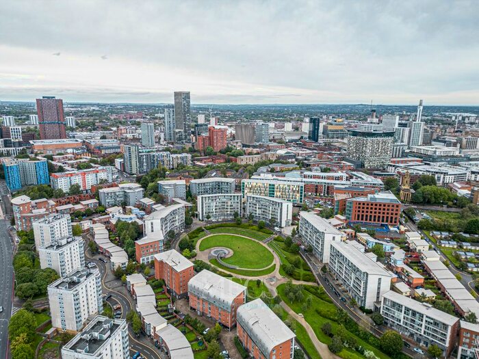 1 Bedroom Flat For Sale In Longleat Avenue, Birmingham, West Midlands, B15