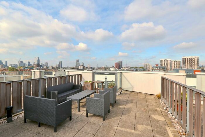 2 Bedroom Apartment To Rent In Soda Studios, Kingsland Road, Hackney, E8
