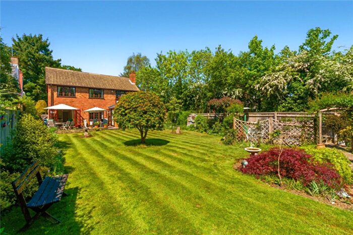 5 Bedroom Detached House For Sale In Bovingdon Green, Marlow, Buckinghamshire, SL7