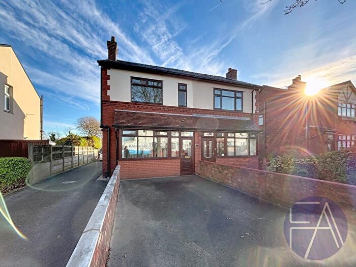 3 Bedroom Semi Detached House For Sale In Guildford Road, Southport, PR8