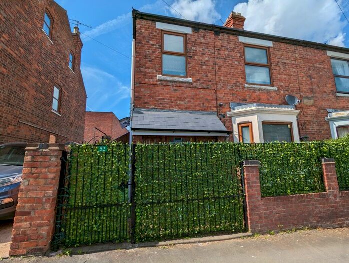 1 Bedroom House To Rent In Cambridge Street, Grantham, NG31