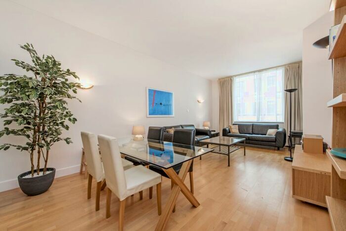 2 Bedroom Flat To Rent In Marylebone Road, London, NW1