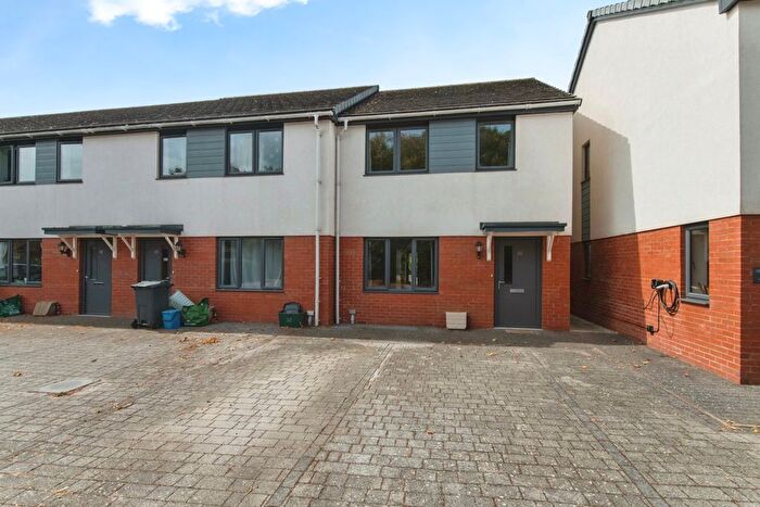 3 Bedroom End Terrace House For Sale In Halsdon Avenue, Exmouth, Devon, EX8