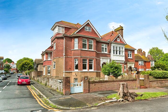 2 Bedroom Flat To Rent In Darley Road, Eastbourne, BN20