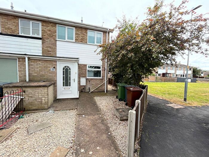 2 Bedroom End Of Terrace House To Rent In Lisburn Close, Lincoln, LN5