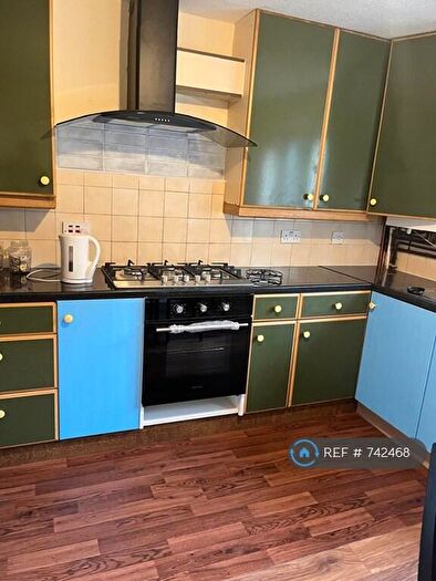4 Bedroom Terraced House To Rent In Devenay Road, London, E15