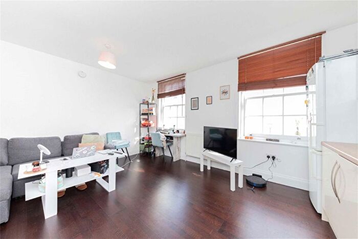 1 Bedroom Flat To Rent In Sutherland Street, London, SW1V