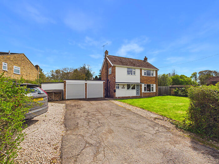 3 Bedroom Detached House For Sale In High Chilterns, Routs Green, Bledlow Ridge, High Wycombe, Buckinghamshire, HP14