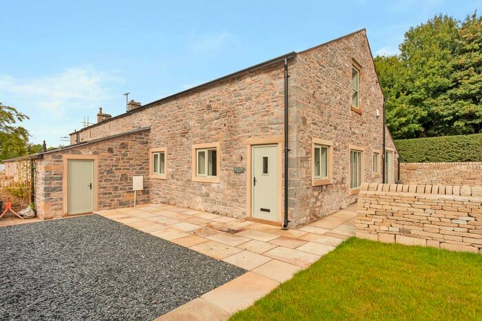 3 Bedroom Property For Sale In Skipton Road, Gisburn, Clitheroe, Lancashire, BB7